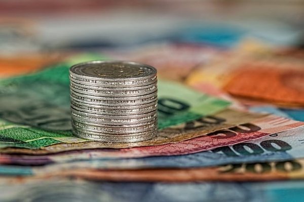 Quelles sont les erreurs à éviter lorsqu’on cherche des investissements à rendement mensuel ?